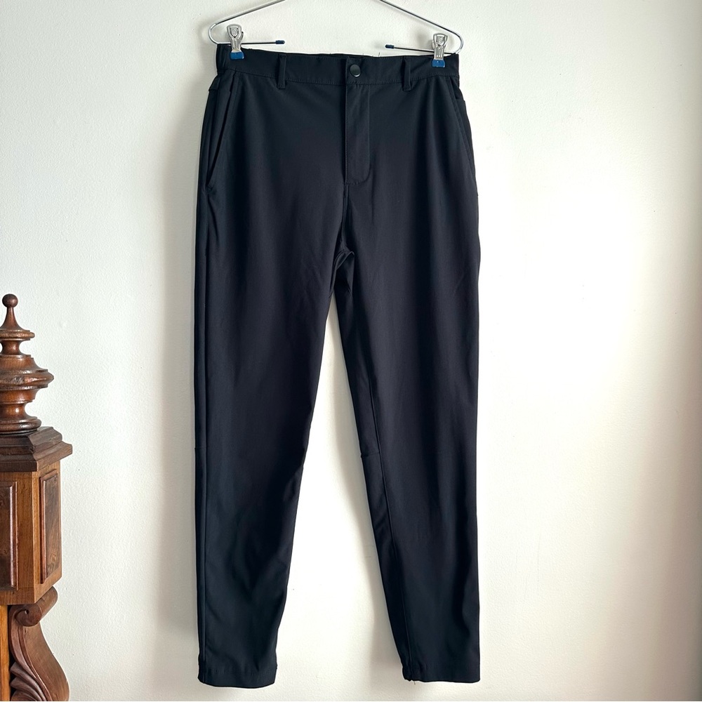 Cuts • Men's Black AO‎ Joggers Slim Fit
